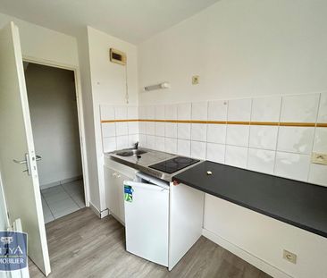 Location Appartement 2 pièces 47m² ST PIERRE DU MONT 40280 - Photo 4
