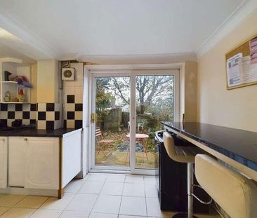 Ladysmith Road, BN2 - Photo 5