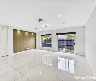 8 Jessie Place, Brookfield, VIC 3338 - Photo 3