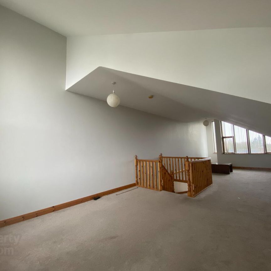 51 Silverwood Green - Photo 1