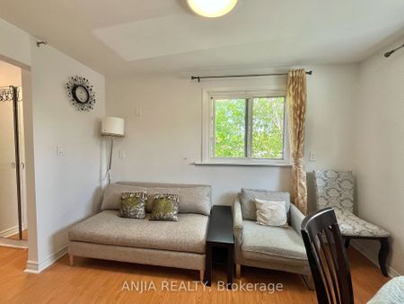 For Lease - 256 Homewood Avenue Unit# unit 3 bedroom 2, Toronto, Ontario - Photo 3