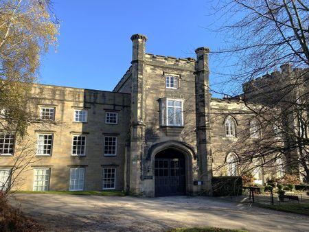 2 bedroom apartment to let - Photo 4