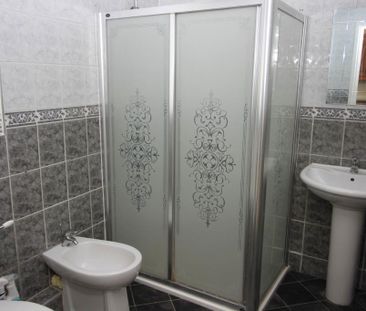 6 bedroom end of terrace house to rent - Photo 1