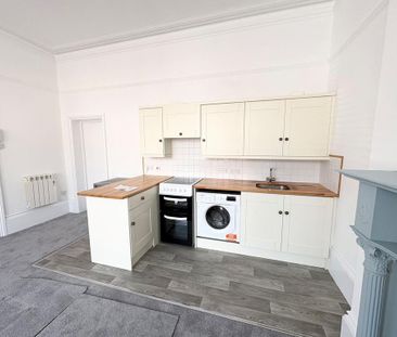 Studio to rent - Photo 3