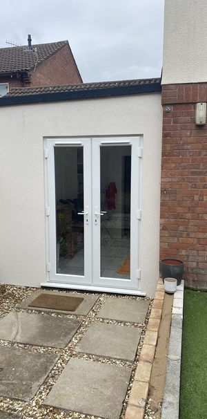 Studio Flat, Grange Close North, BS9 - Photo 1