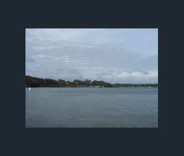 Stunning Island Retreat with Panoramic Water Views - Photo 3