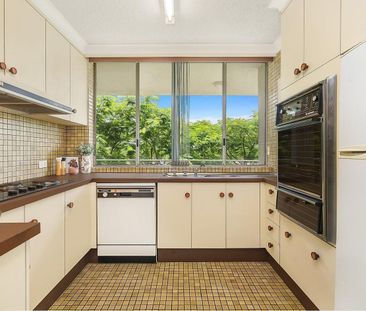 Riverfront views and riverside pool - Photo 5