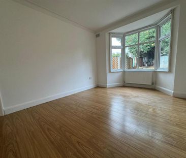 2 bedroom maisonette to rent - Photo 4