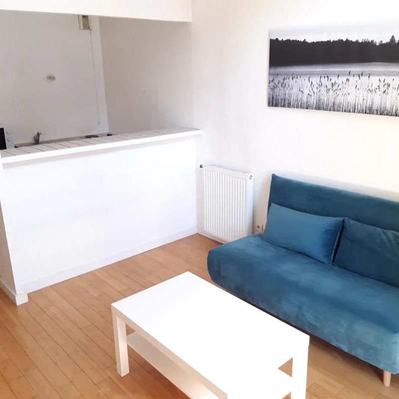 T2 MEUBLE LYON 8 - Photo 1