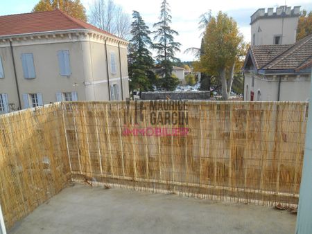 A LOUER - APPARTEMENT BEAUMES DE VENISE - 2 pièces 43.47m² - Photo 3