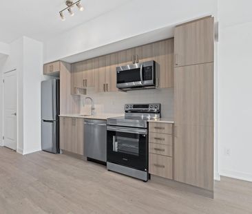 For Lease - 1010 Sandy Beach Road Unit# 405, Pickering, Ontario - Photo 2