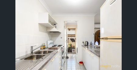 Charming 2-Bedroom Rental Unit in Zillmere: Cozy & Convenient Living - Photo 4