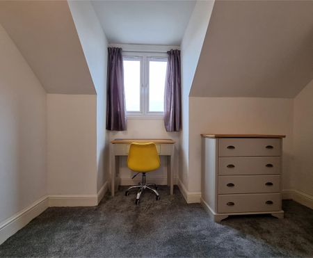 Room 5, Flat 1, 43 Mill Road, Cambridge - Photo 2