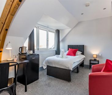 1 bedroom in a house share to rent - Photo 5