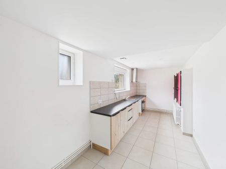 Location Appartement 3 pièces 79m² PRECY SOUS THIL 21390 - Photo 2