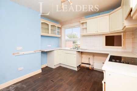 2 bedroom flat to rent - Photo 3