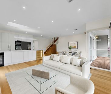 10 Anthony Crescent, Box Hill North VIC 3129 - House For Rent | Domain - Photo 1
