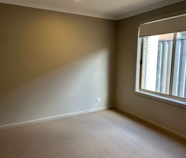 6 Welland Road, Weir Views VIC 3338 - House For Rent | Domain - Photo 3