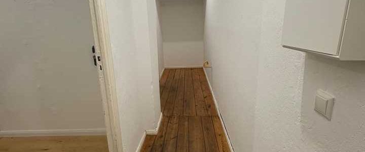 Frisch sanierte 1-Zimmer-Wohnung in Moabit! - Photo 1