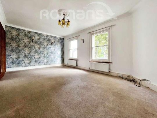 Osborne Road, Farnborough, GU14 - Photo 1