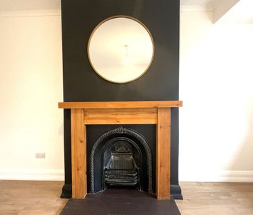 Courtlands Drive, WATFORD - Photo 2