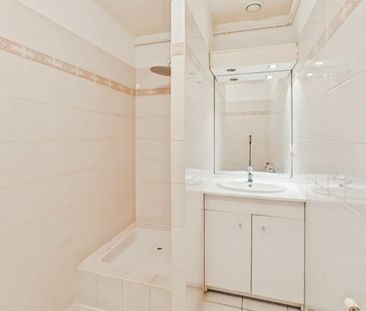 Location Appartement 3 pièces 75m² VALENCE 26000 - Photo 2