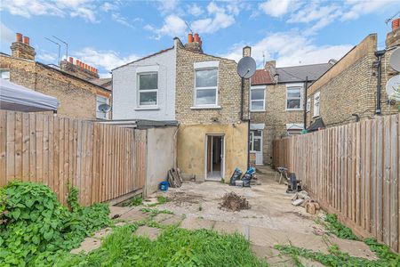 Frobisher Road, N8, London - Photo 5