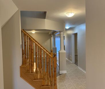 For Lease - 29 El Camino Way, Brampton, Ontario - Photo 5