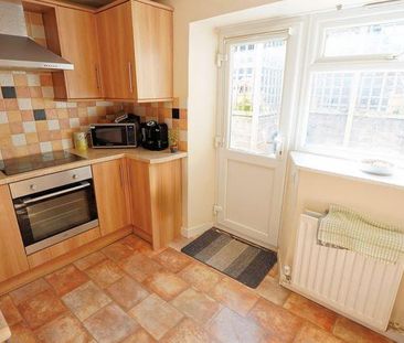 3 bedroom detached house to rent - Photo 5