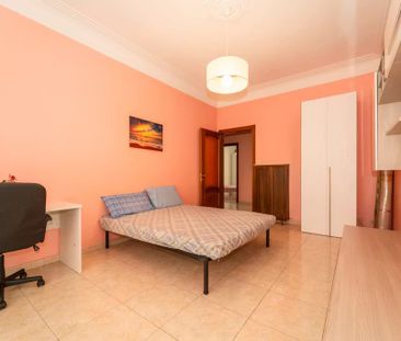 Via Beinette, Turin, Piedmont 10127 - Foto 1