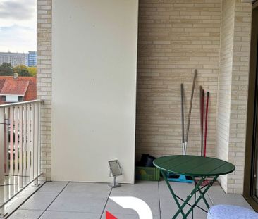 Appartement te huur in Sint-Pieters voor € 875 met 2 slaapkamers - Foto 2