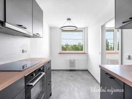 Pronájem bytuRenting an apartment 3+1, 80 m2 - Photo 4