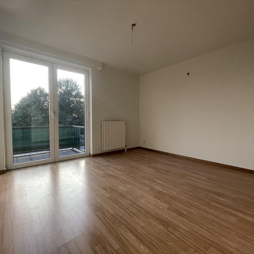 Ruim appartement met 2 slaapkamers en garage in Rijkevorsel - Photo 1