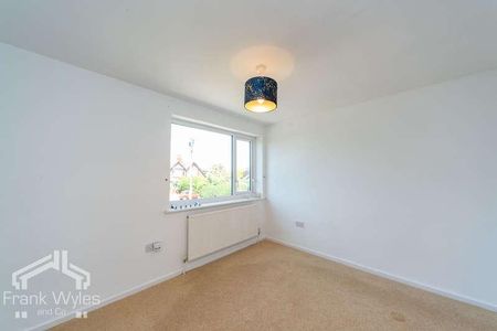 Lytham Road, Moss Side, Lancashire, FY8 - Photo 3