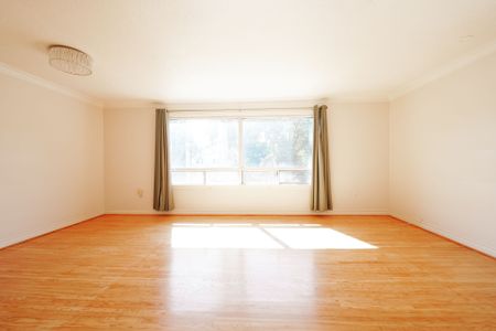 For Lease - 9 Mississauga Road Unit# Upper, Mississauga, Ontario - Photo 4