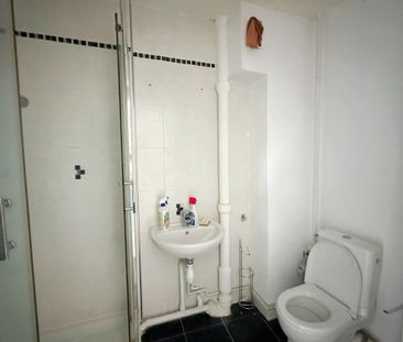 Location Appartement 2 pièces 40m² - Photo 4