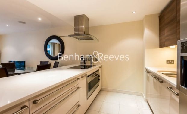 2 Bedroom flat to rent in Lensbury Avenue, Fulham, SW6 - Photo 1