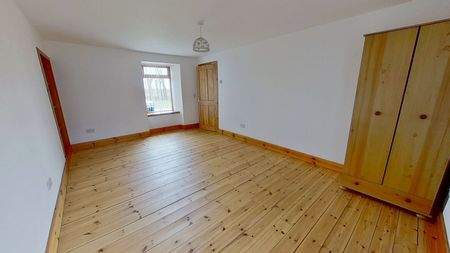 3 bedroom detached house to rent - Photo 3