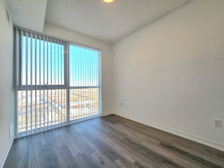 For Lease - 8 Interchange Way Unit# 3305, Vaughan, Ontario - Photo 5