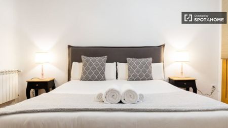 4 room luxury Flat for rent in Madrid, Spain - Photo 5