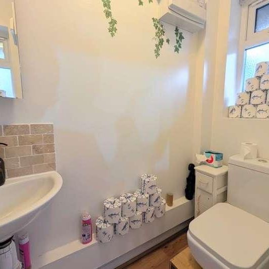 Old Woking, Surrey, GU22 - Photo 1