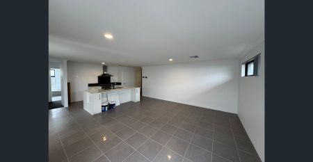 Brand New Modern Living! - Photo 3