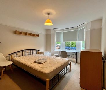 4 bedroom terraced house to rent - Photo 5