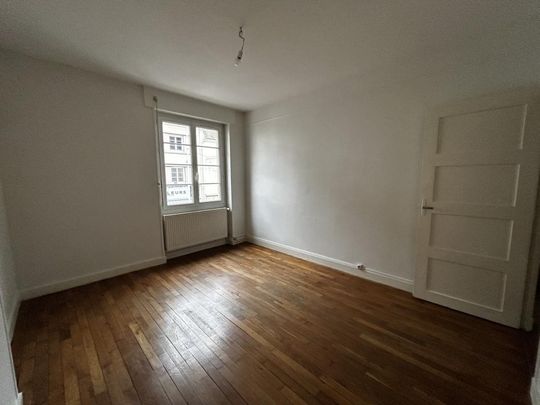 Location Appartement 3 pièces 67m² LE CREUSOT 71200 - Photo 1