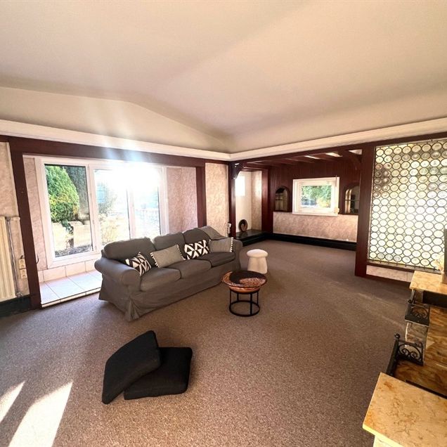 Gezellige vrijstaande woning met 1 slaapkamer en zeer grote tuin met open zicht op het groen+ ruime garage en bergplaats - Photo 1