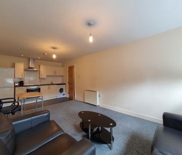 1 bedroom flat to rent - Photo 2