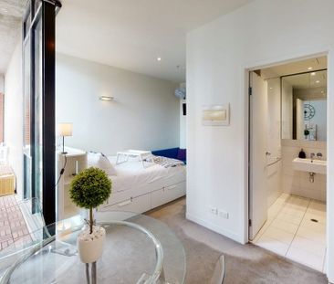 Studio Apartment in Prime Location - Photo 2