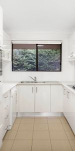 2 bedroom apartment - 25% below market rent - Photo 3