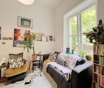 3 bedroom flat to rent - Photo 3