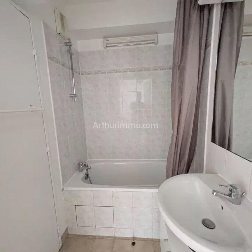 Location Appartement 1 pièces 27 m2 à Champs-sur-Marne - Photo 1